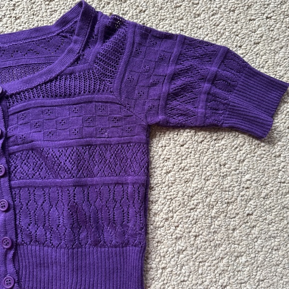 Cropped button up open knit purple short sleeve sweater - Picture 2 of 4